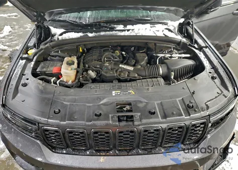 2023 Jeep Grand Cherokee Laredo z USA, uszkodzony, nr VIN 1C4RJHAG7PC547905